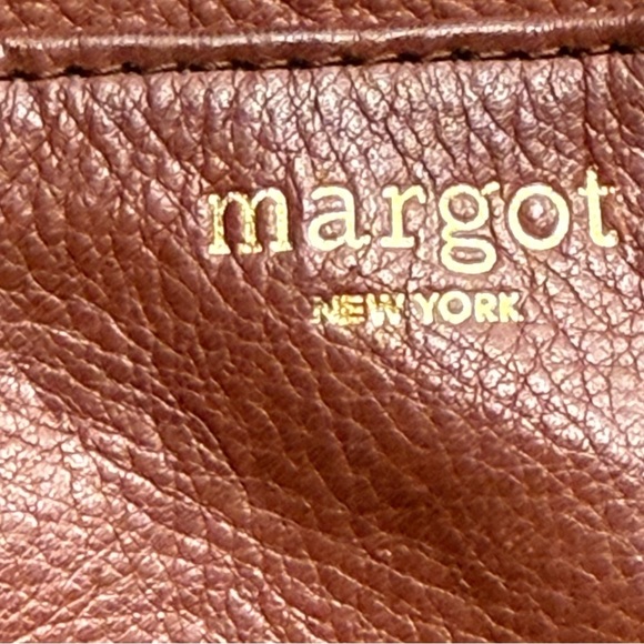 Margot Chestnut Leather Crossbody Bag - Picture 4 of 10